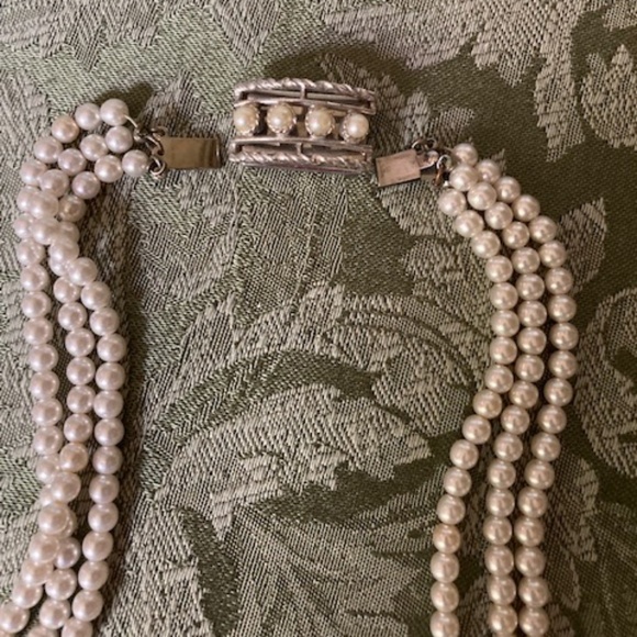Sarah Coventry Five Strand Contessa 3 in 1 Faux Pearl Necklace - Picture 7 of 12